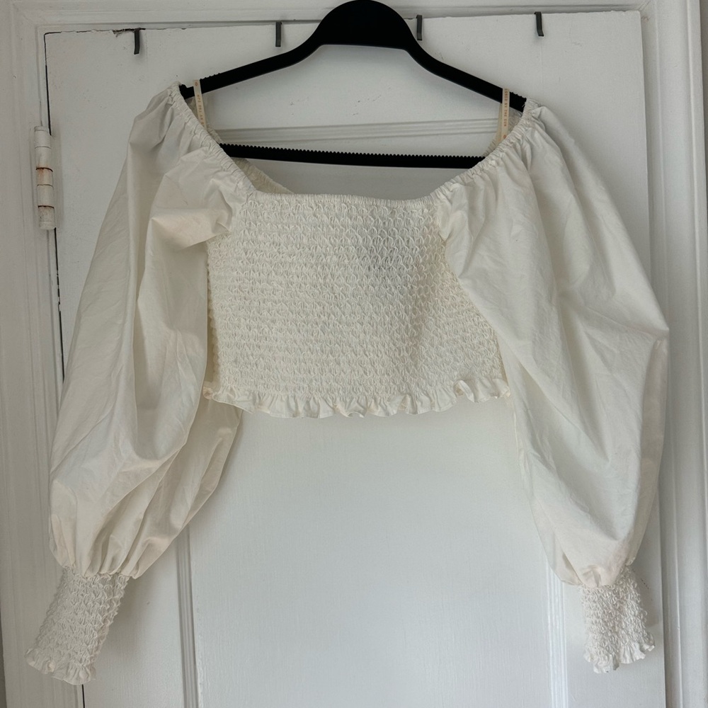 FARM RIO
Puff Sleeve Crop Top